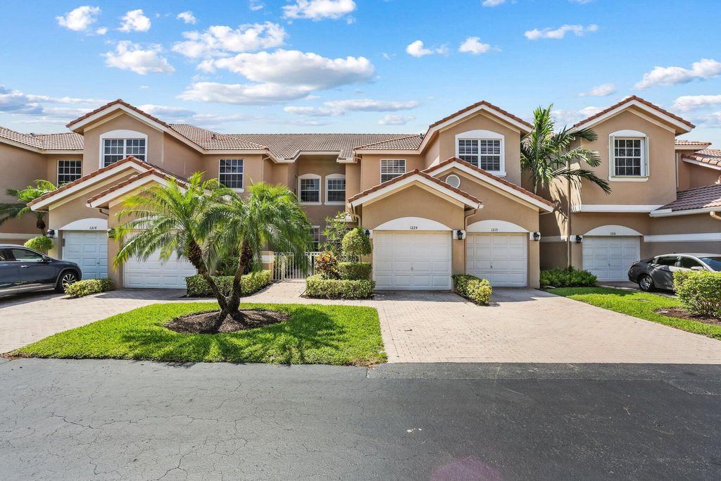 Photo of 6576 Villa Sonrisa Drive #1215, Boca Raton, FL 33433 (MLS # R11093960)