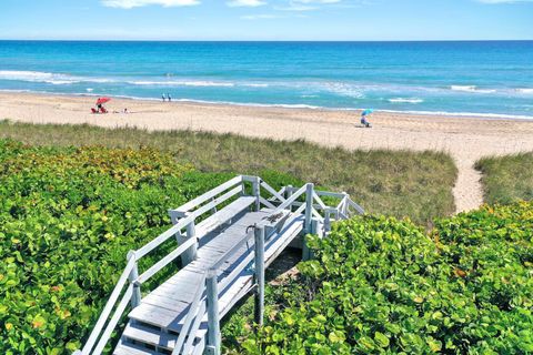 A home in Jensen Beach