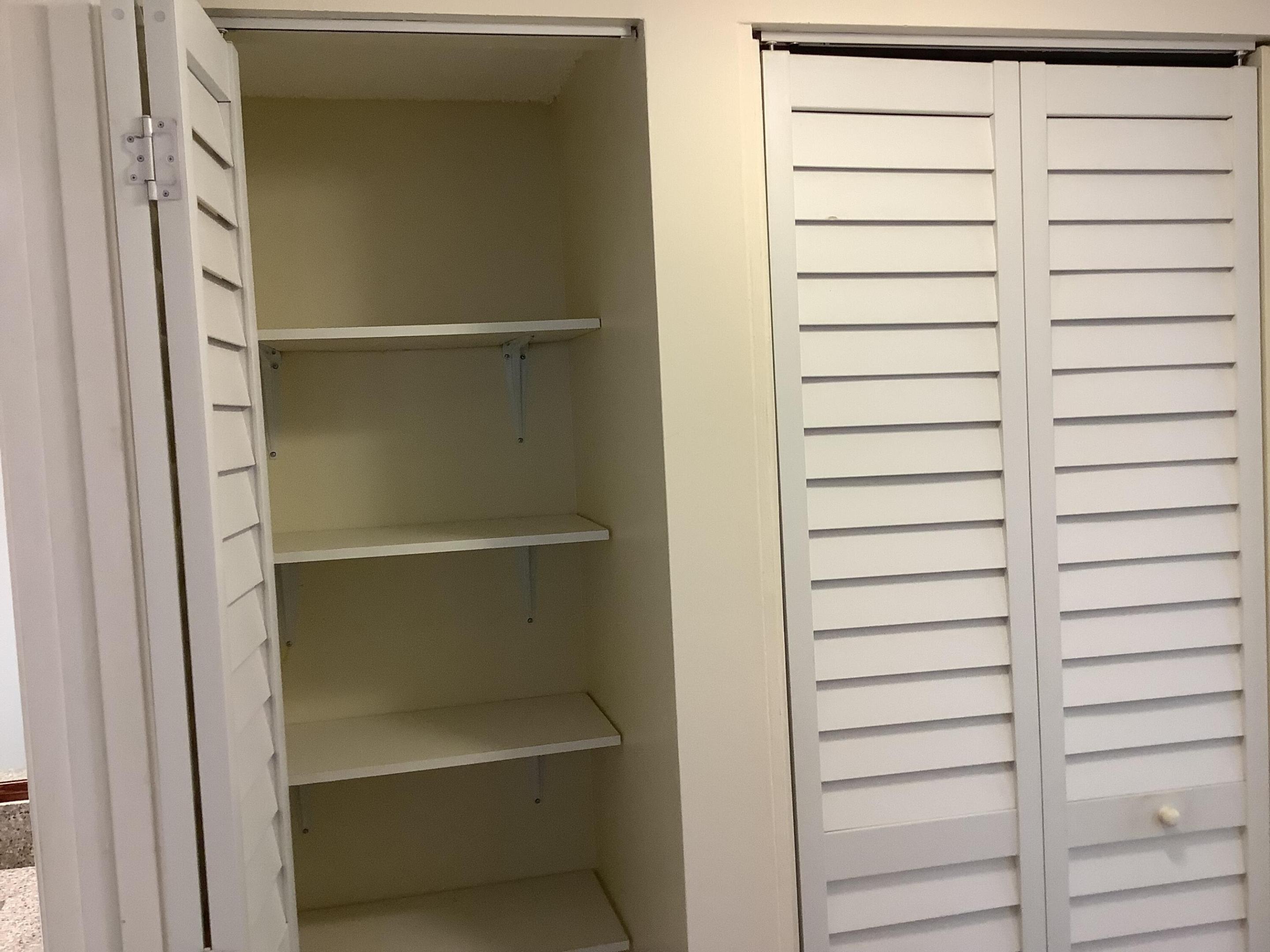 CASCADES OF LAUDERHILL - Residential