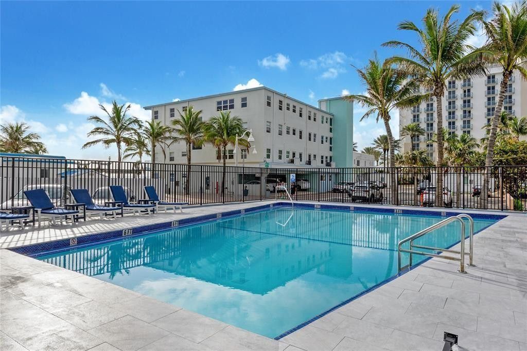 Photo of 321 Wilson Street #5D, Hollywood, FL 33019 (MLS # F10555445)