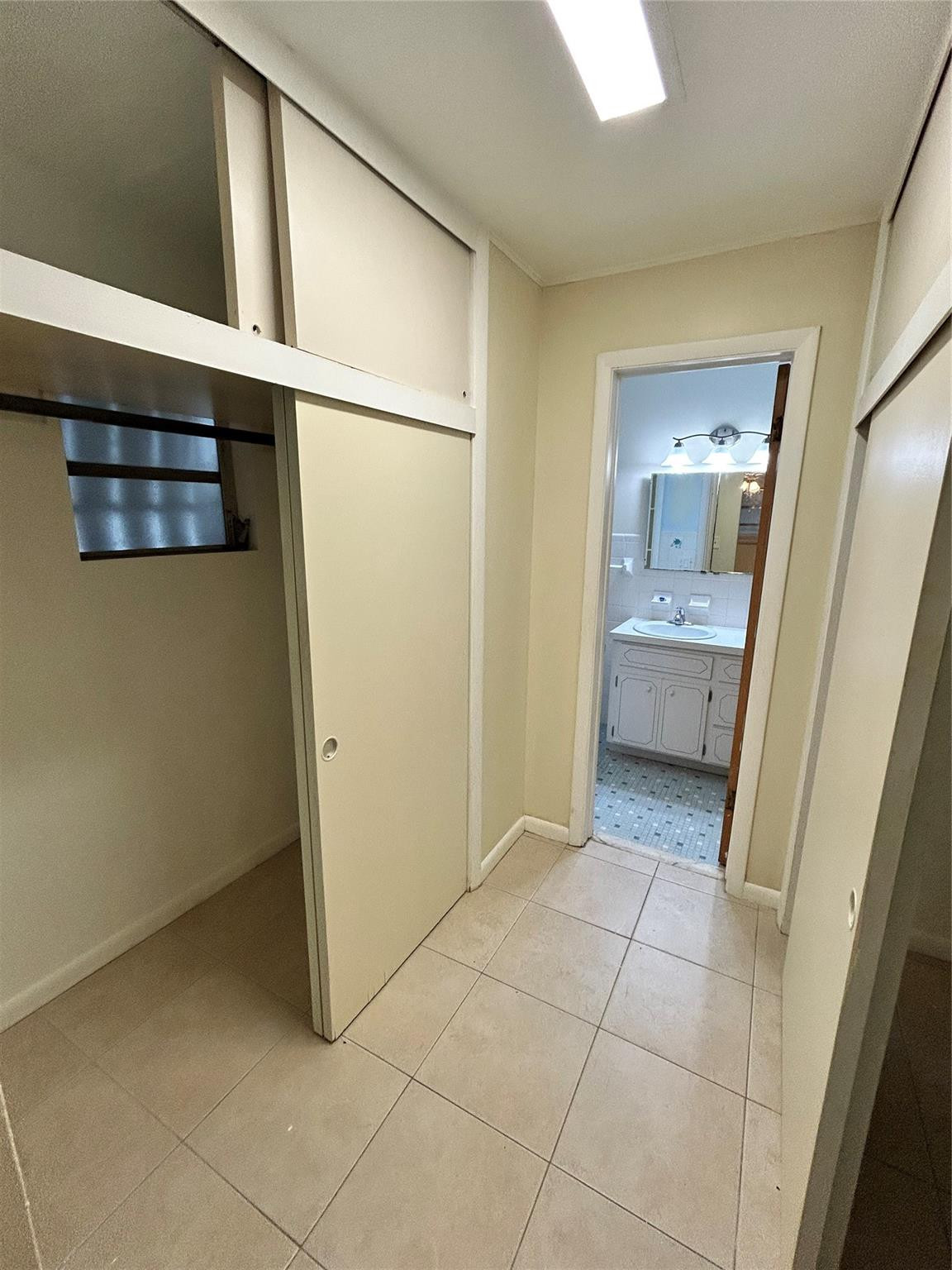 Modelo Park 14-10 B - Residential Lease