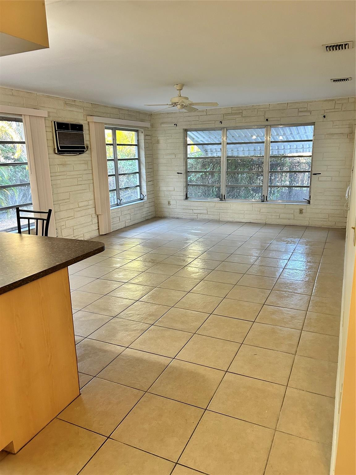 Modelo Park 14-10 B - Residential Lease