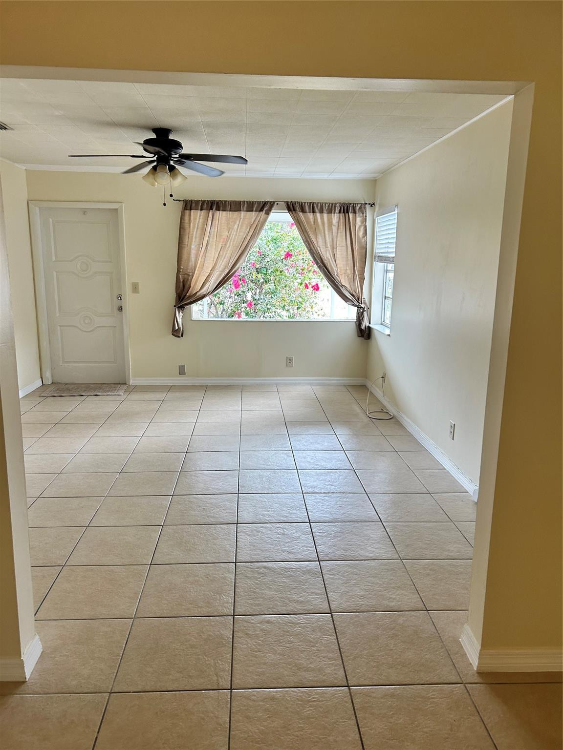 Modelo Park 14-10 B - Residential Lease