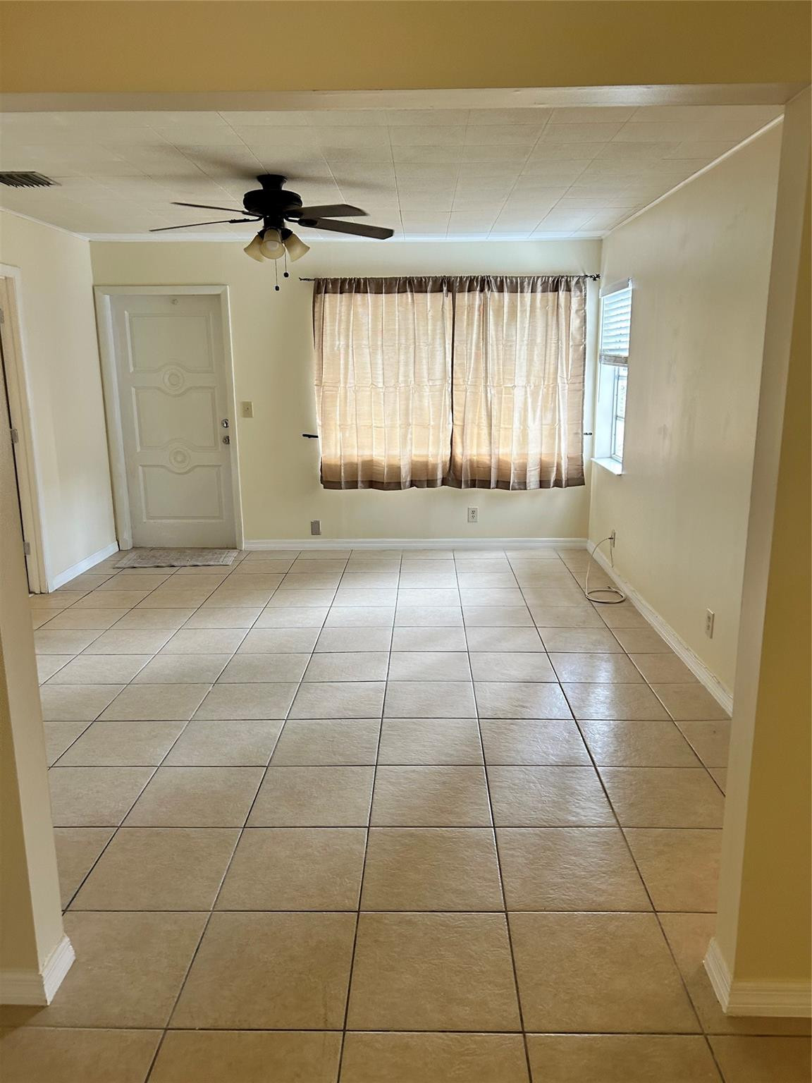 Modelo Park 14-10 B - Residential Lease