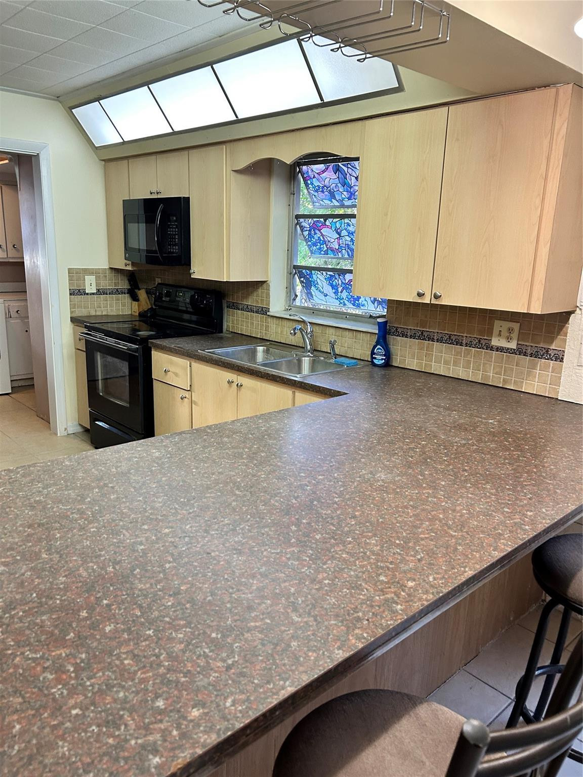 Modelo Park 14-10 B - Residential Lease