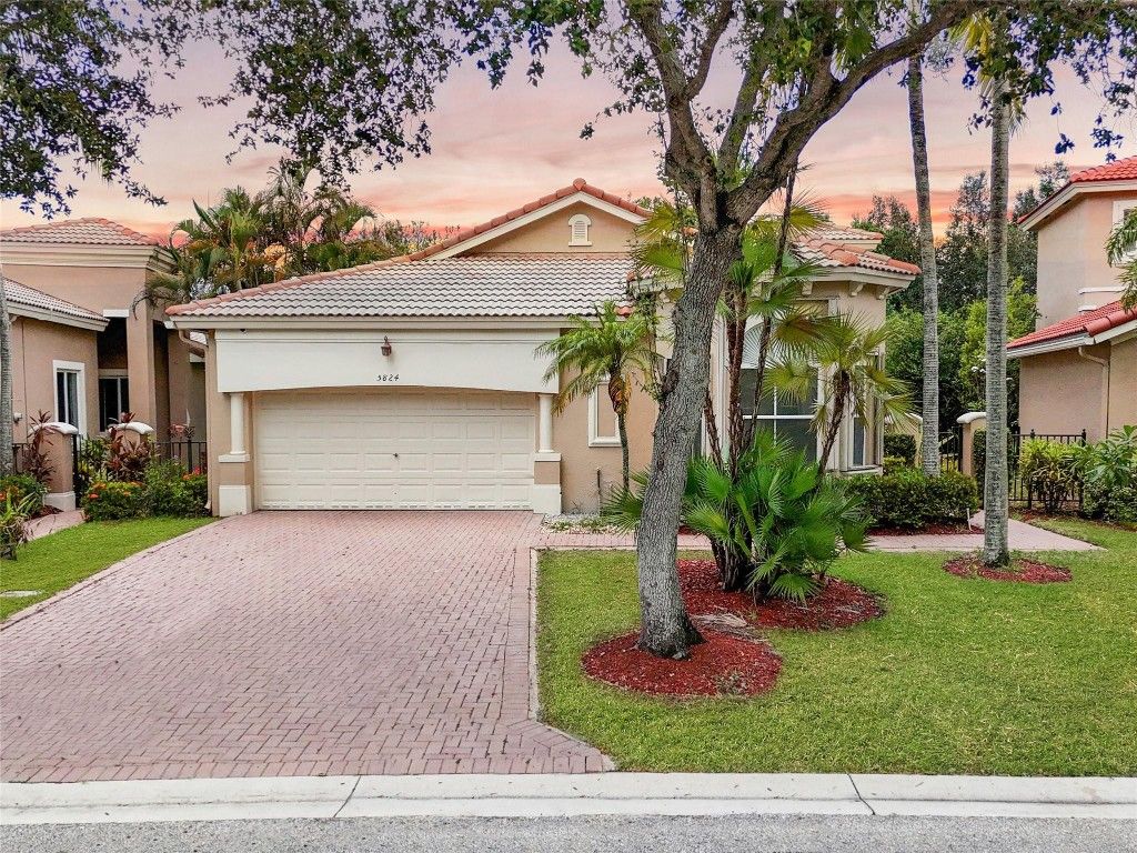 Photo of 5824 NW 120th Avenue, Coral Springs, FL 33076 (MLS # F10518771)