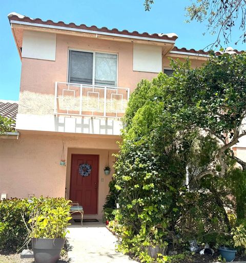 20882 NW 3rd Ct Pembroke Pines FL 33029