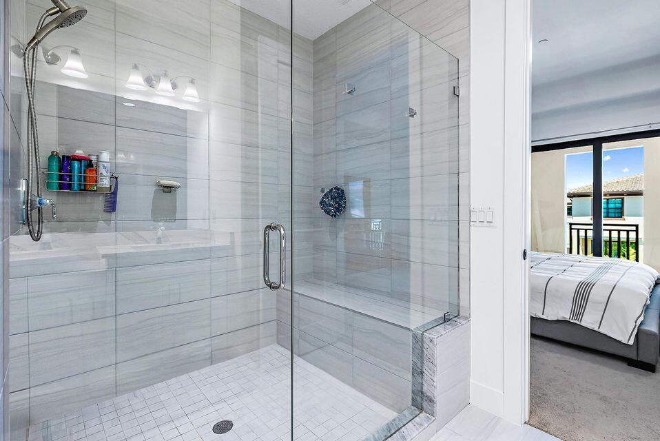 ALTON - Residential Lease