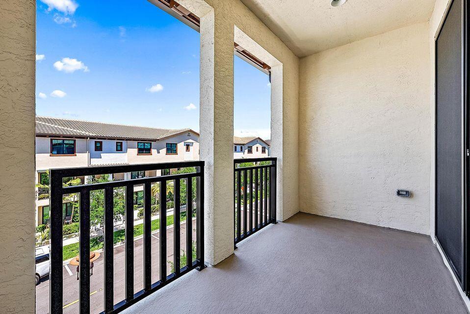 ALTON - Residential Lease