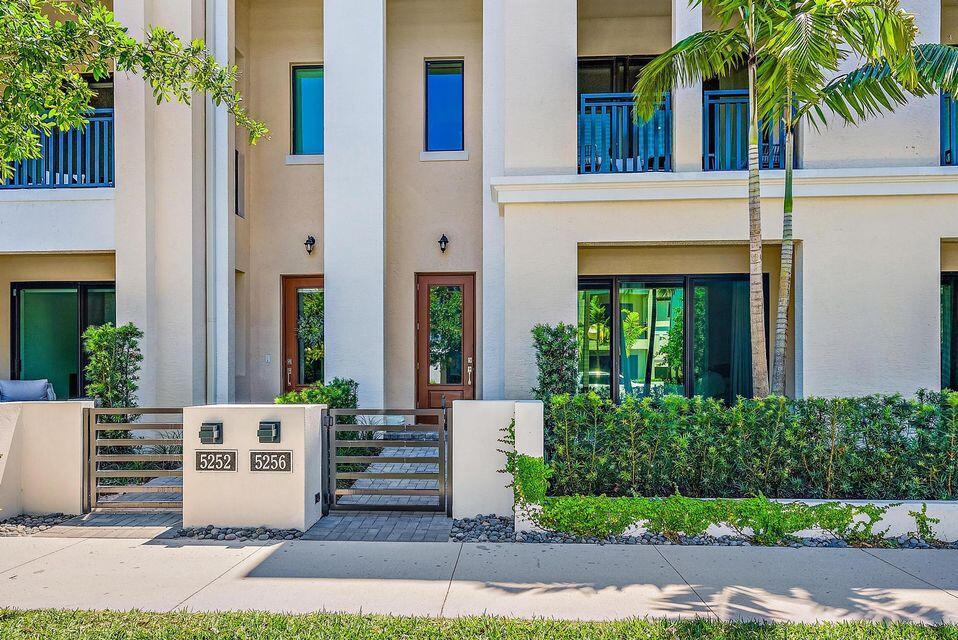 ALTON - Residential Lease