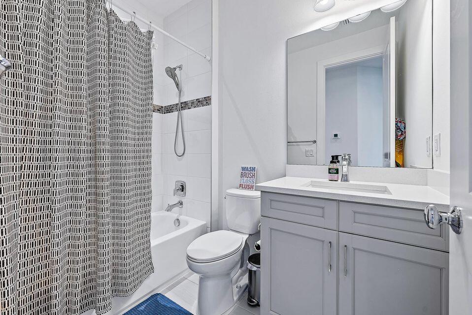 ALTON - Residential Lease