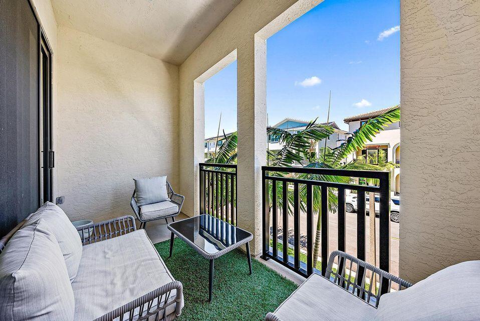 ALTON - Residential Lease