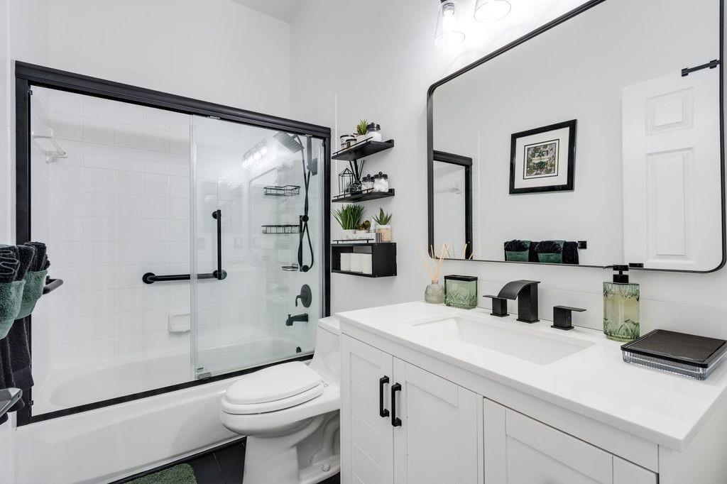 Aberdeen/Brittany Lakes - Residential