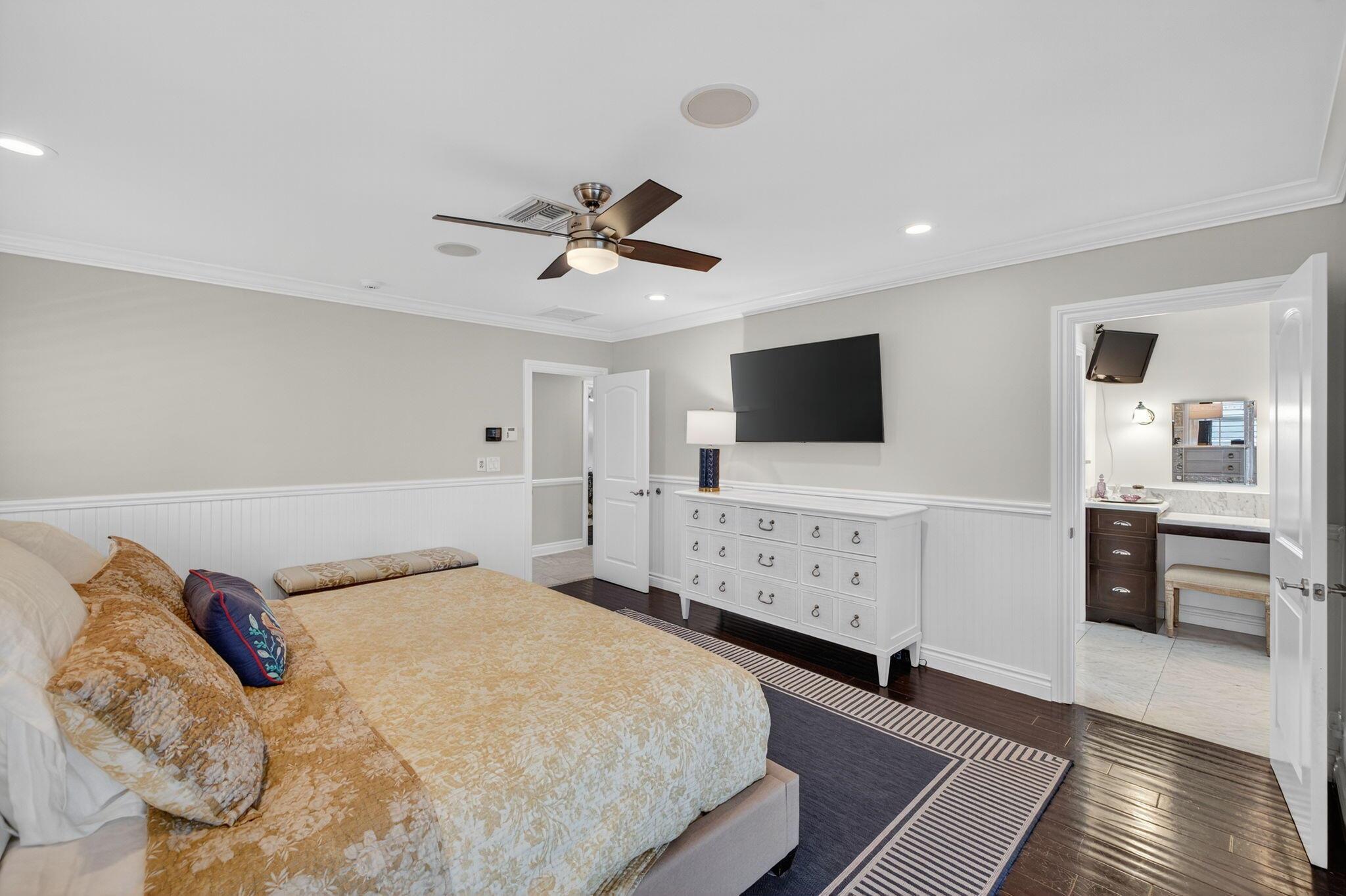 TROPIC ISLE - Residential