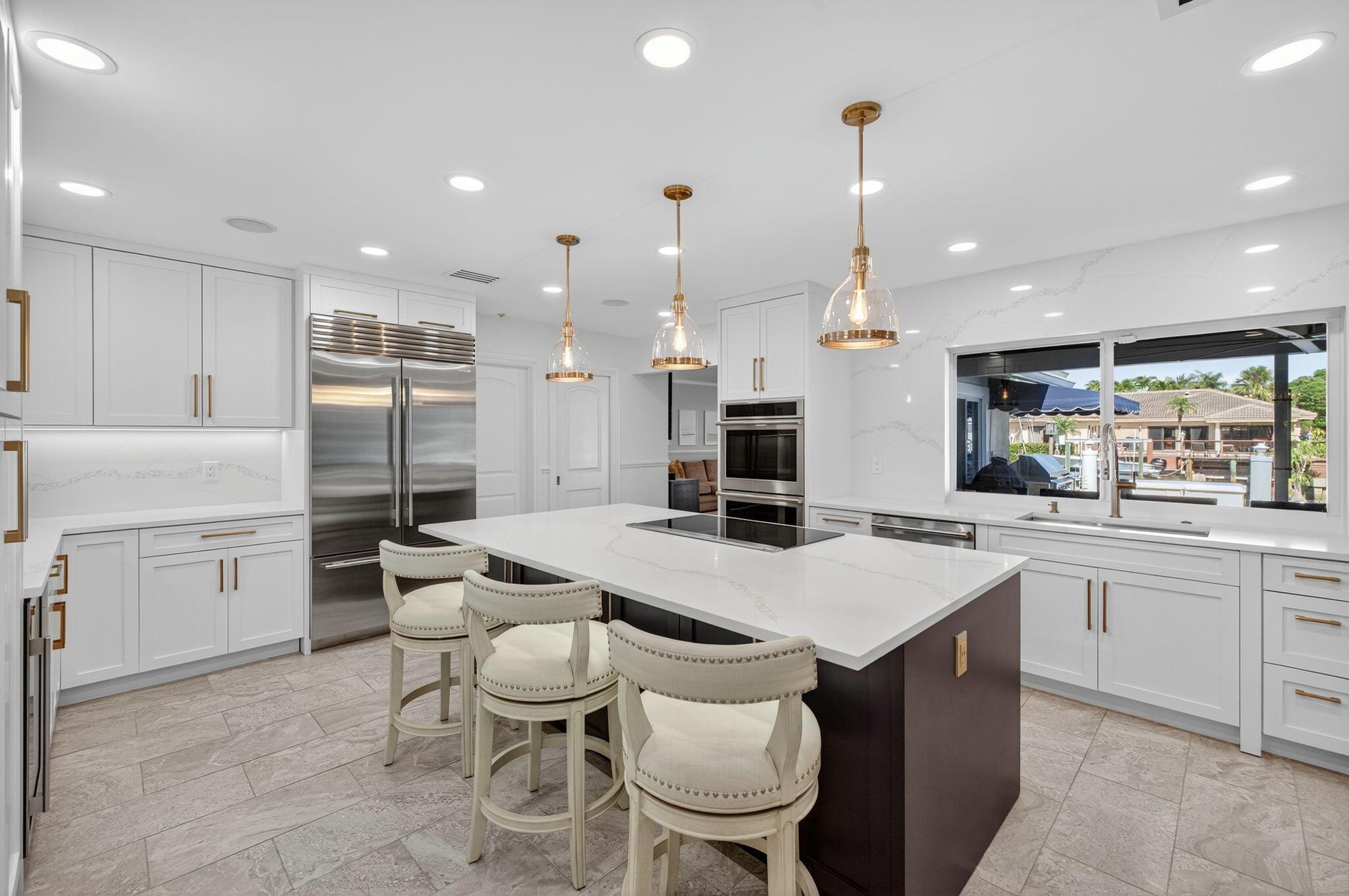 TROPIC ISLE - Residential