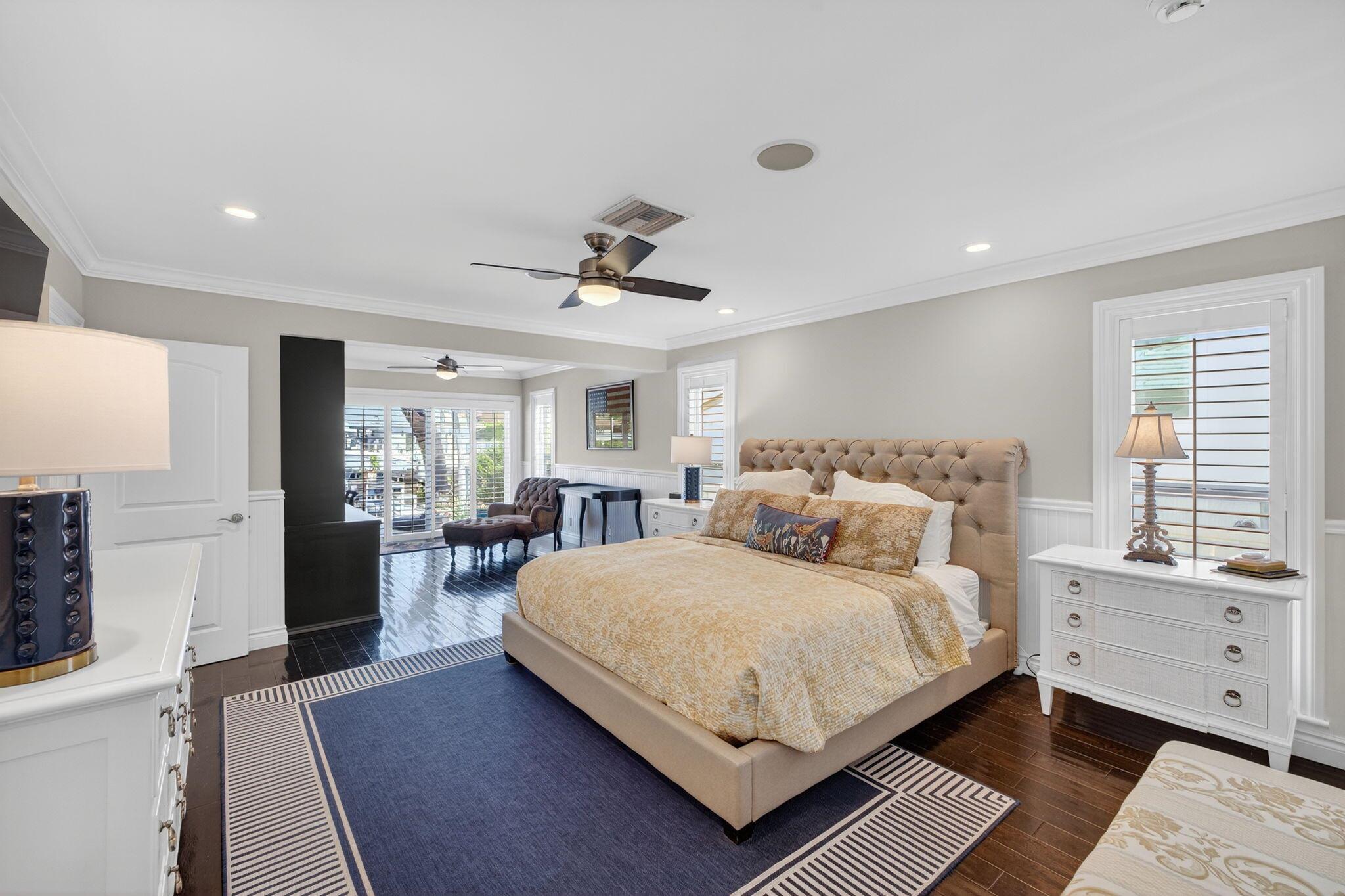 TROPIC ISLE - Residential