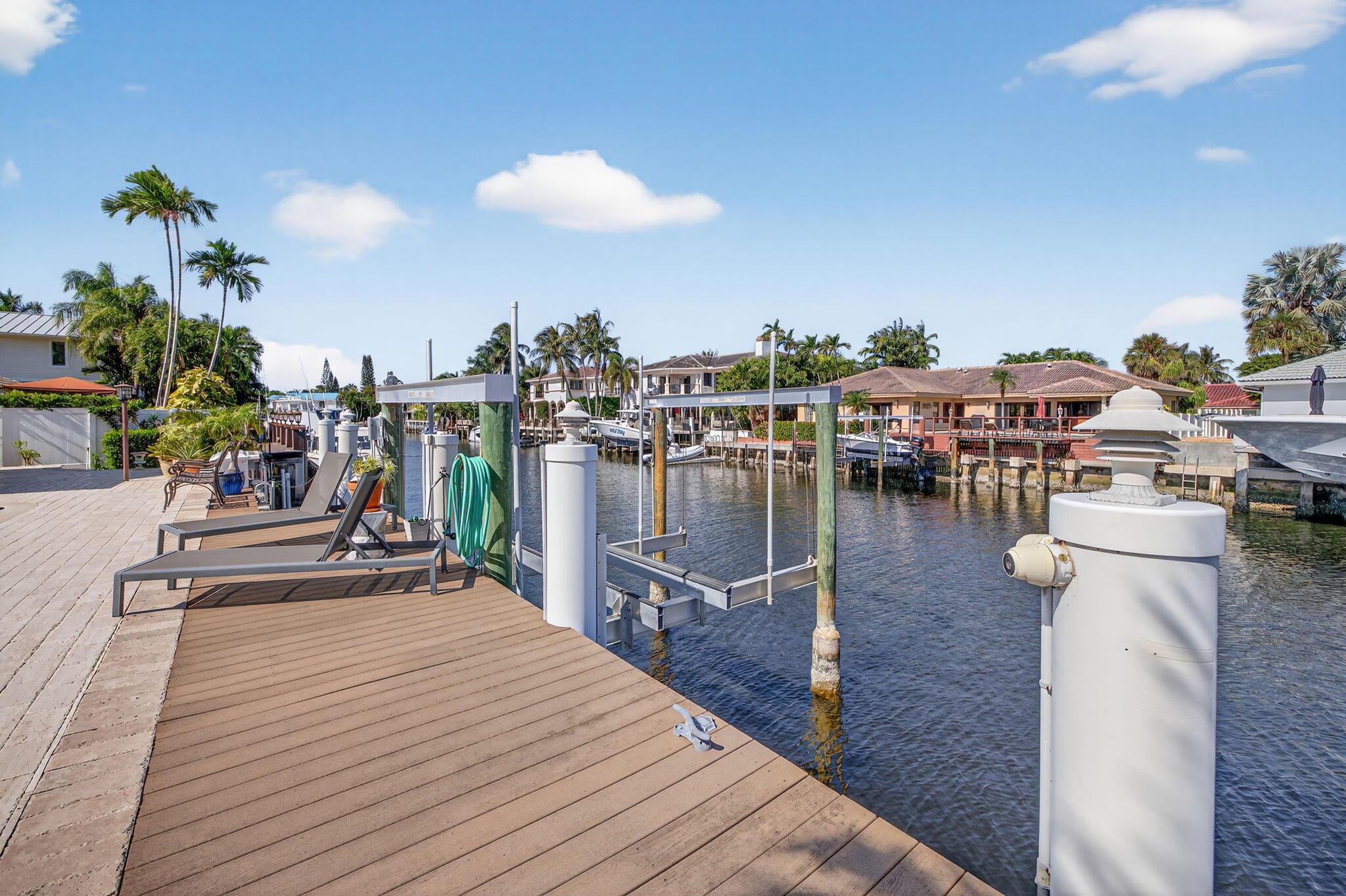 TROPIC ISLE - Residential