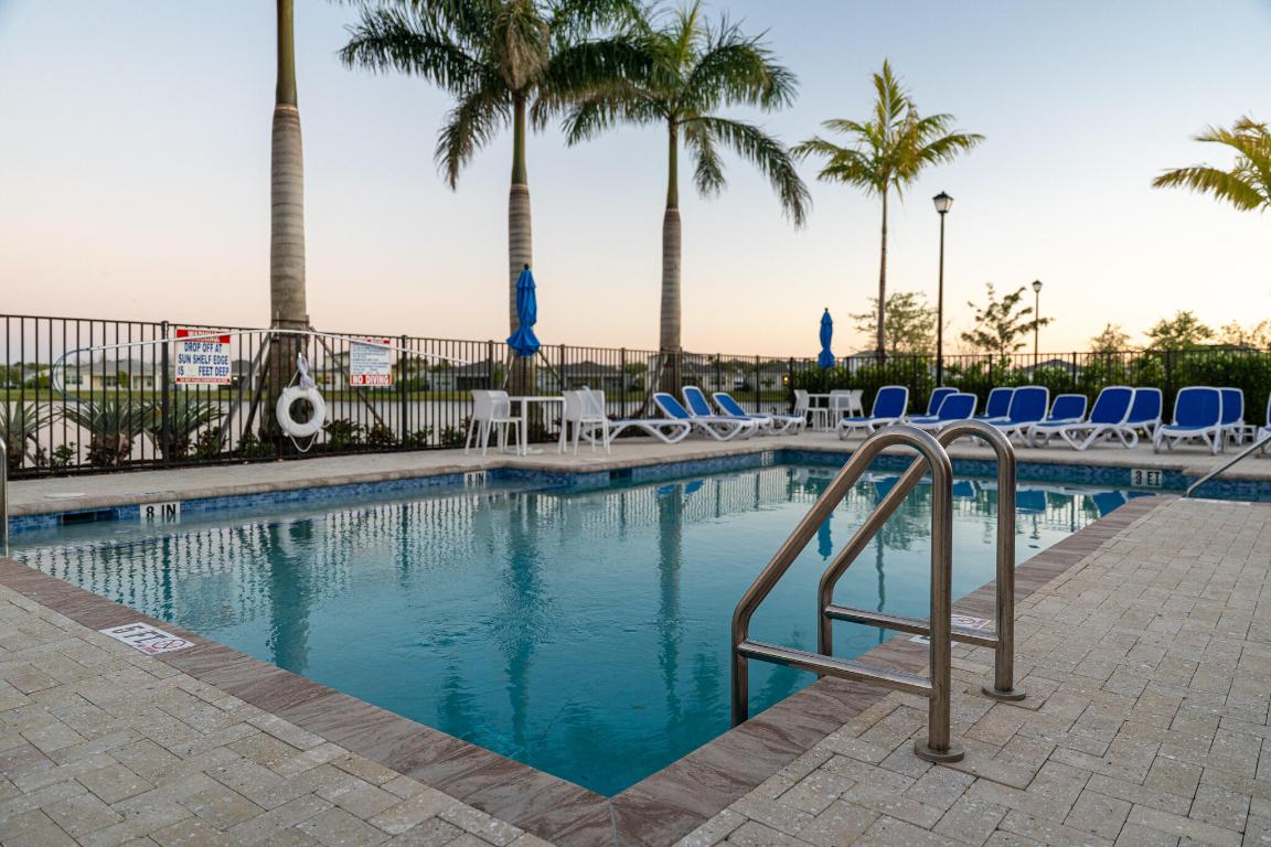 EMERY II - Residential