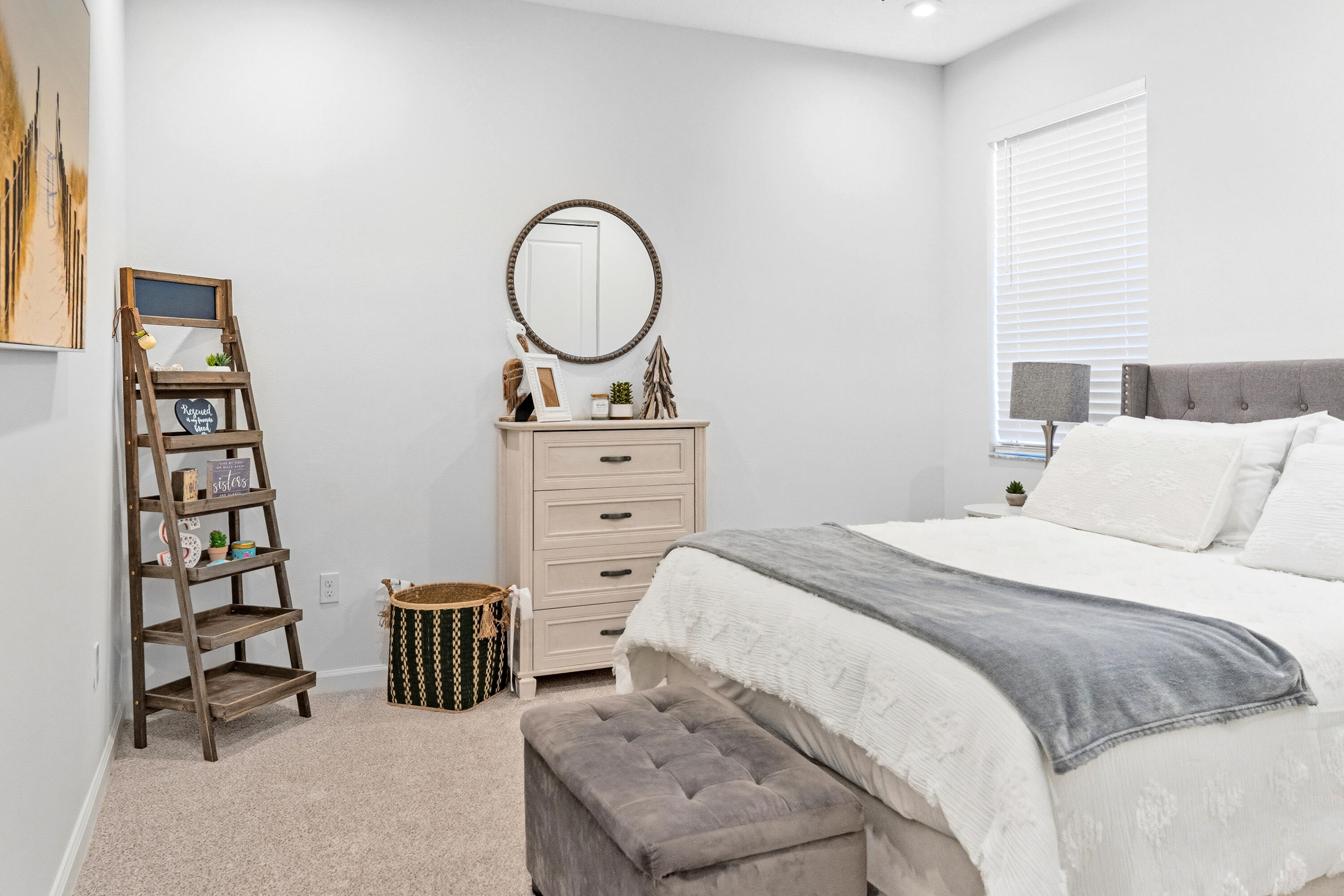 EMERY II - Residential