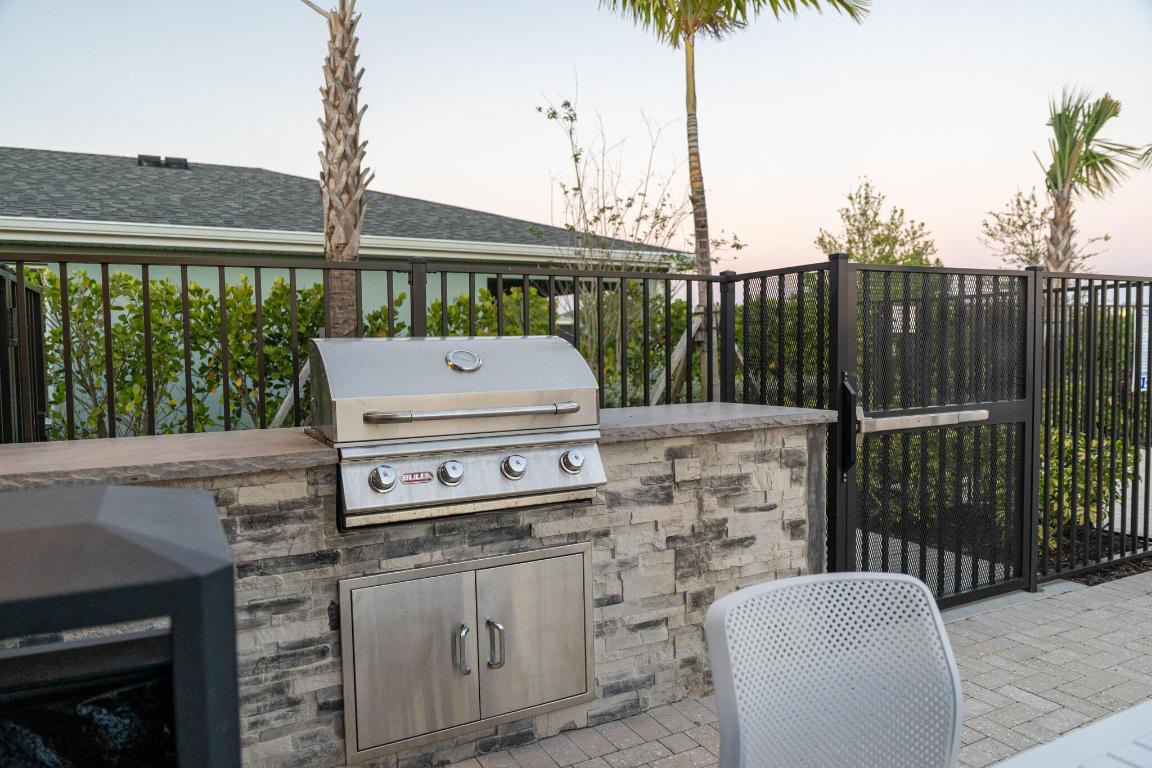 EMERY II - Residential