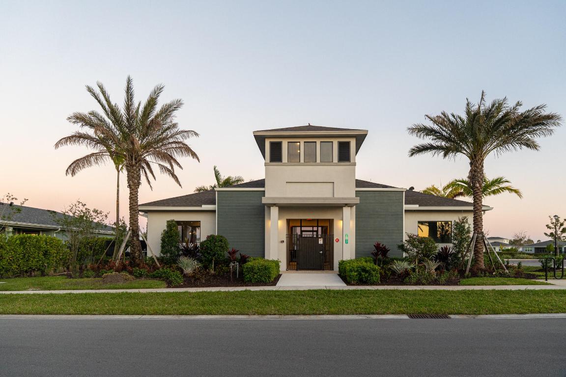 EMERY II - Residential