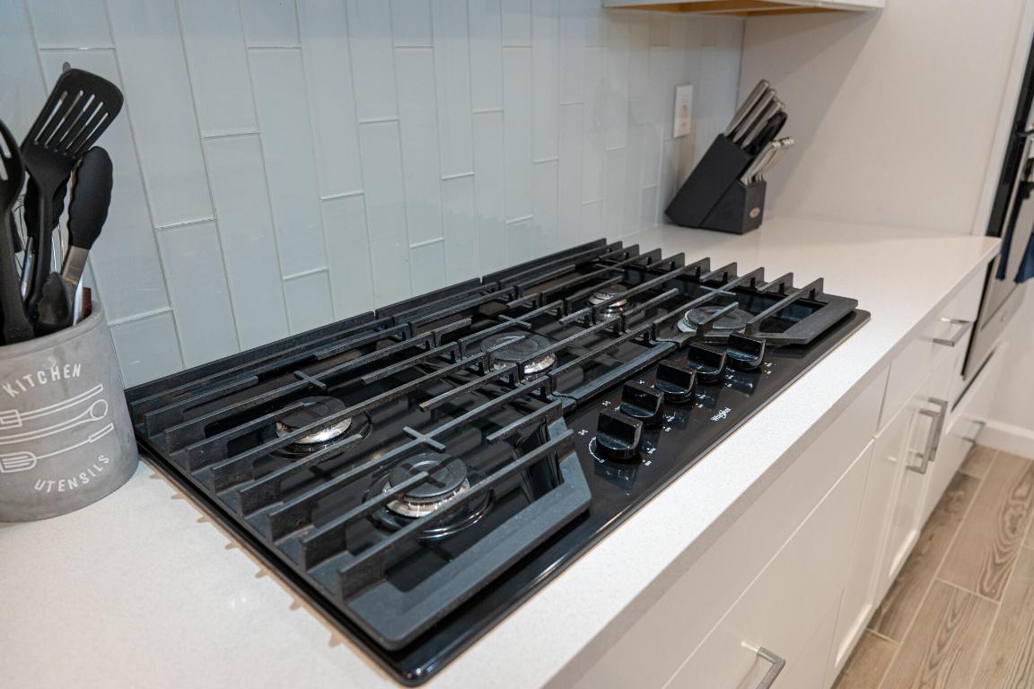 EMERY II - Residential