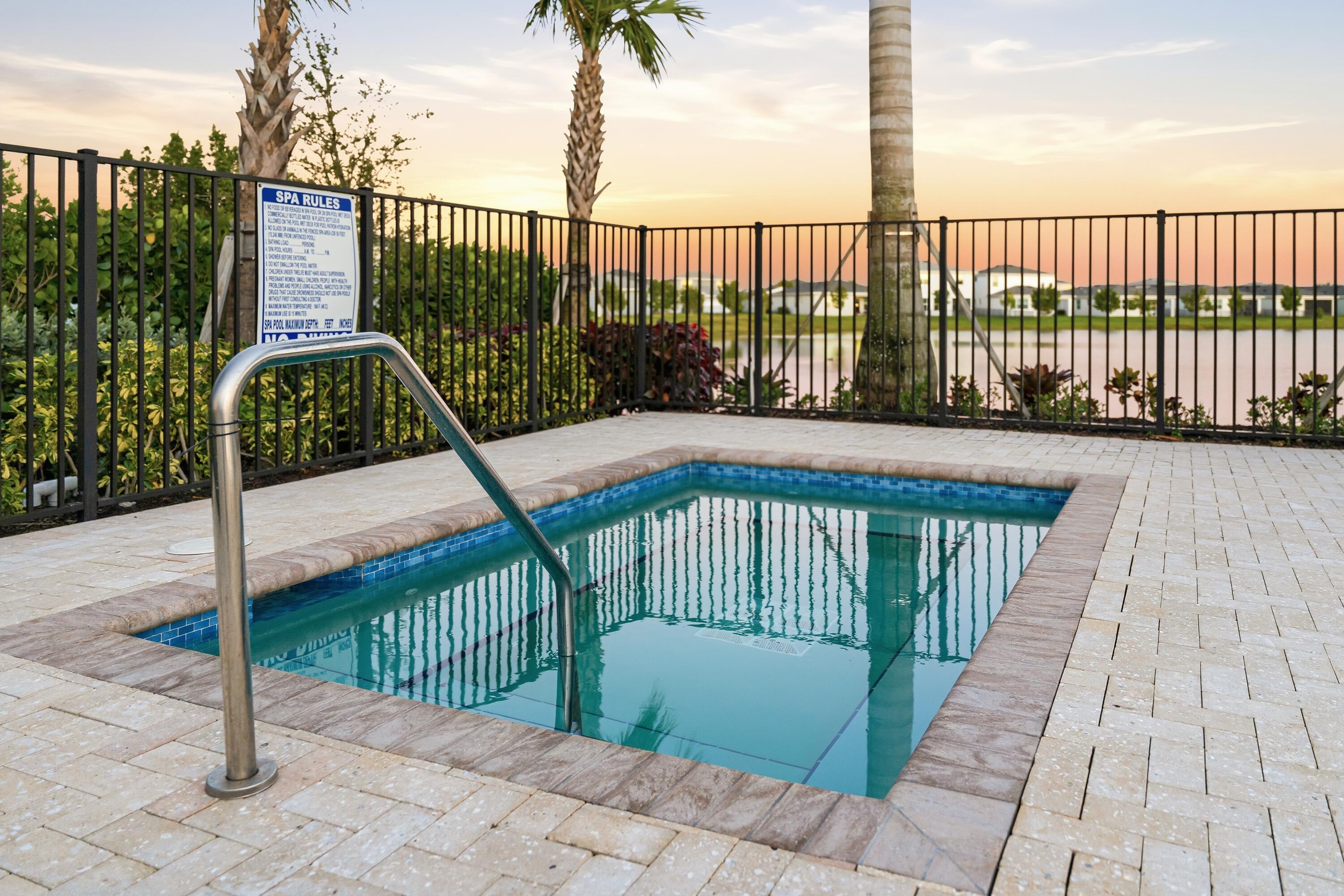 EMERY II - Residential