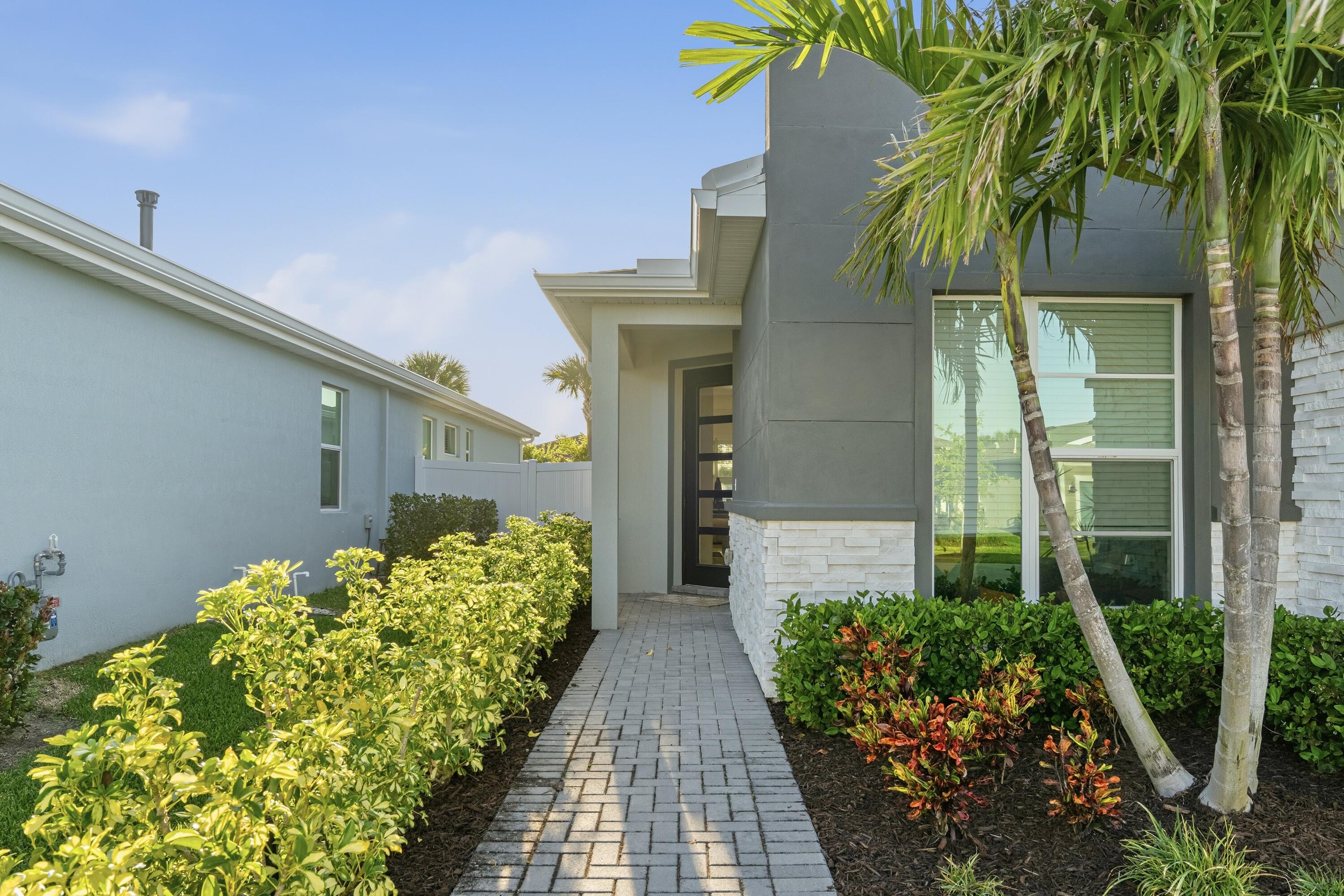 EMERY II - Residential