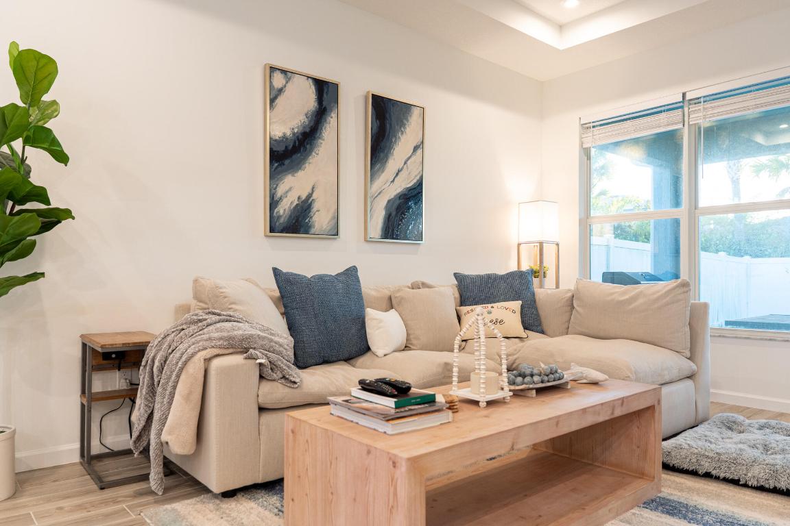 EMERY II - Residential