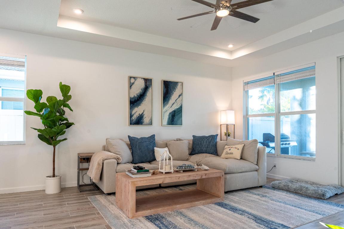 EMERY II - Residential