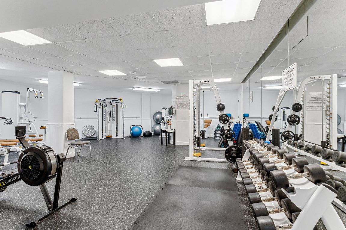 Palm Beach Towers - Residential