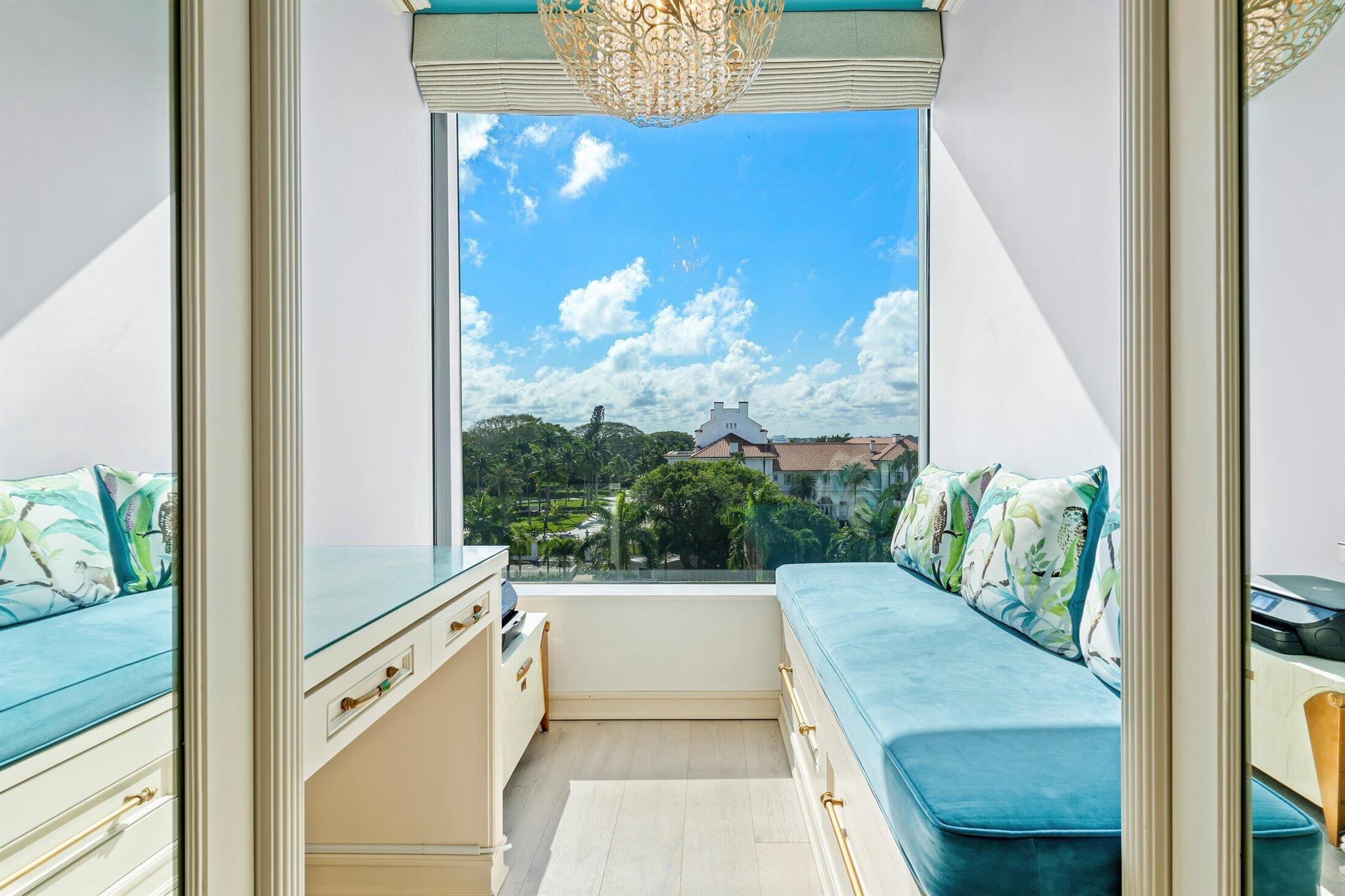 Palm Beach Towers - Residential