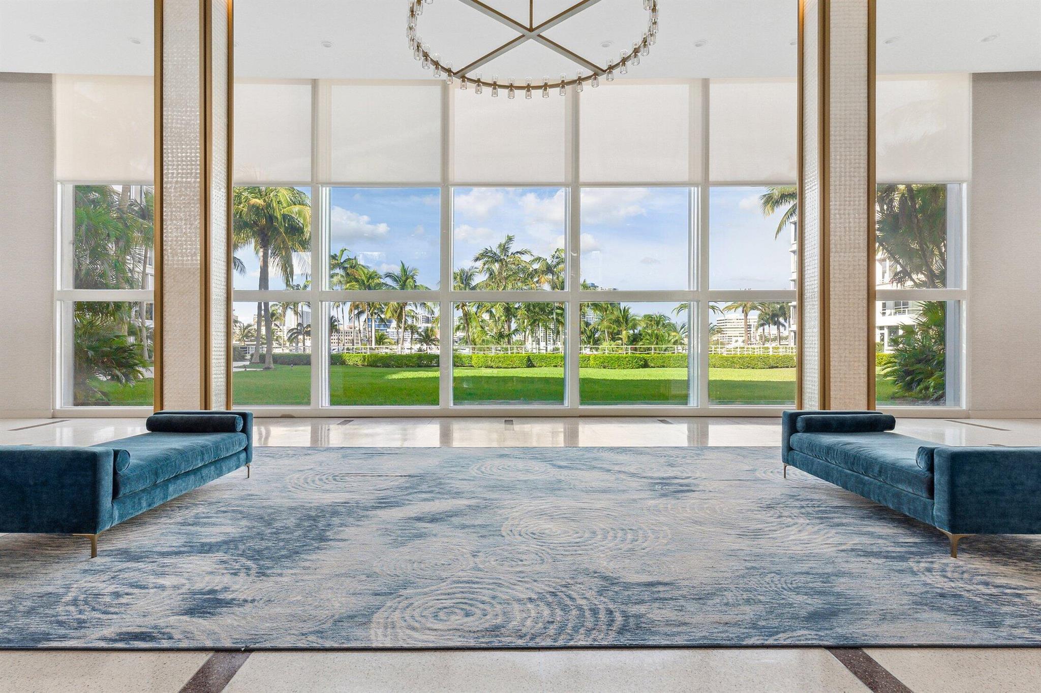 Palm Beach Towers - Residential