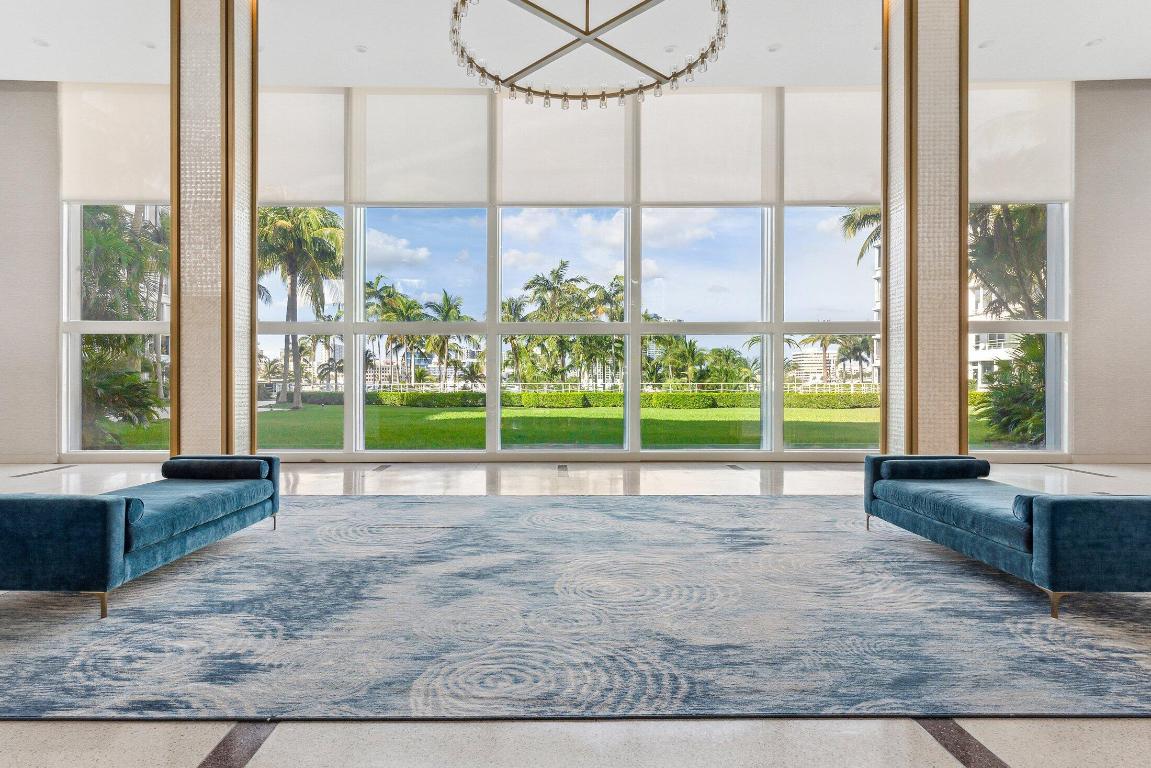 Palm Beach Towers - Residential