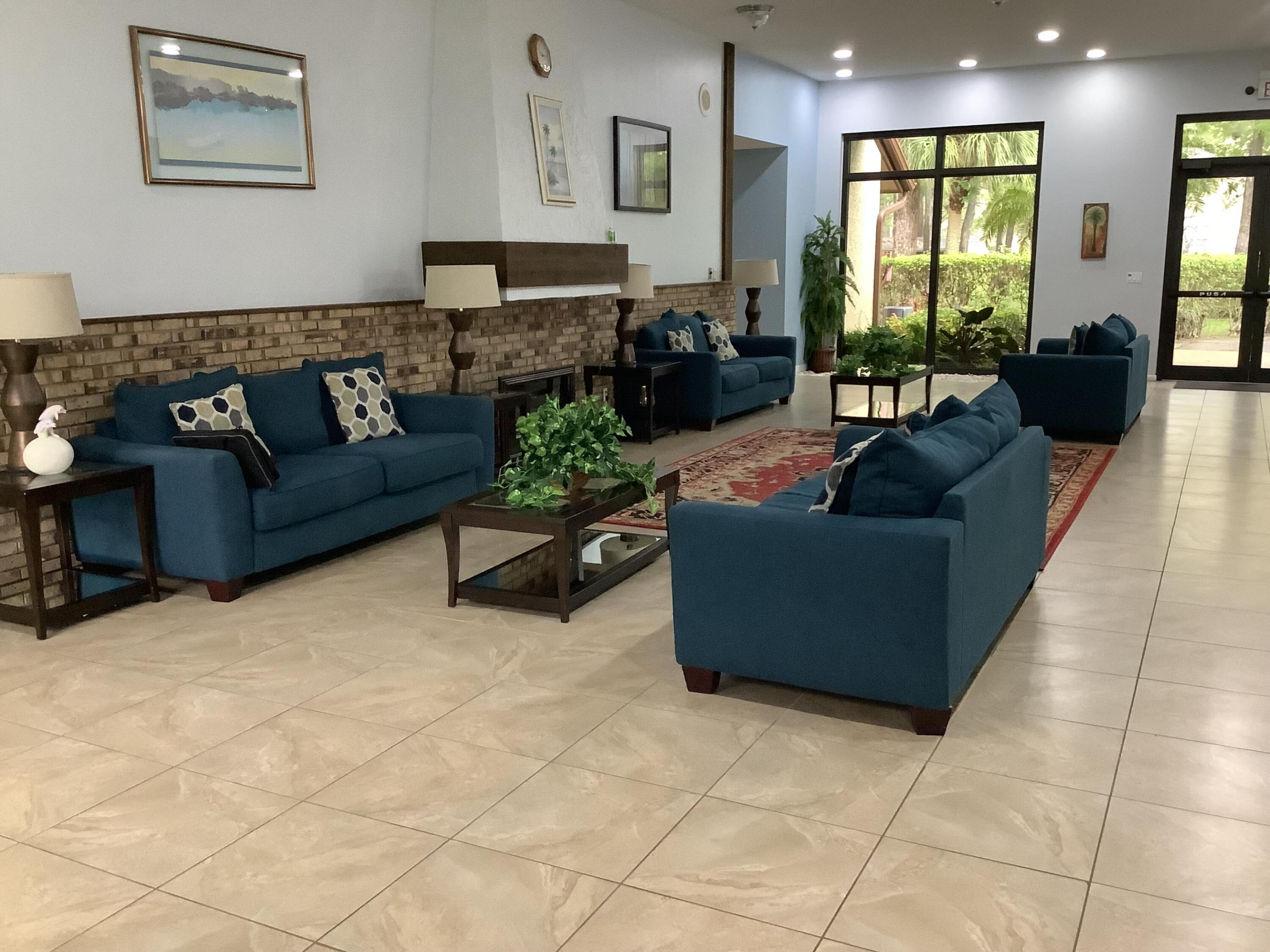 CASCADES OF LAUDERHILL 2 CONDO - Residential