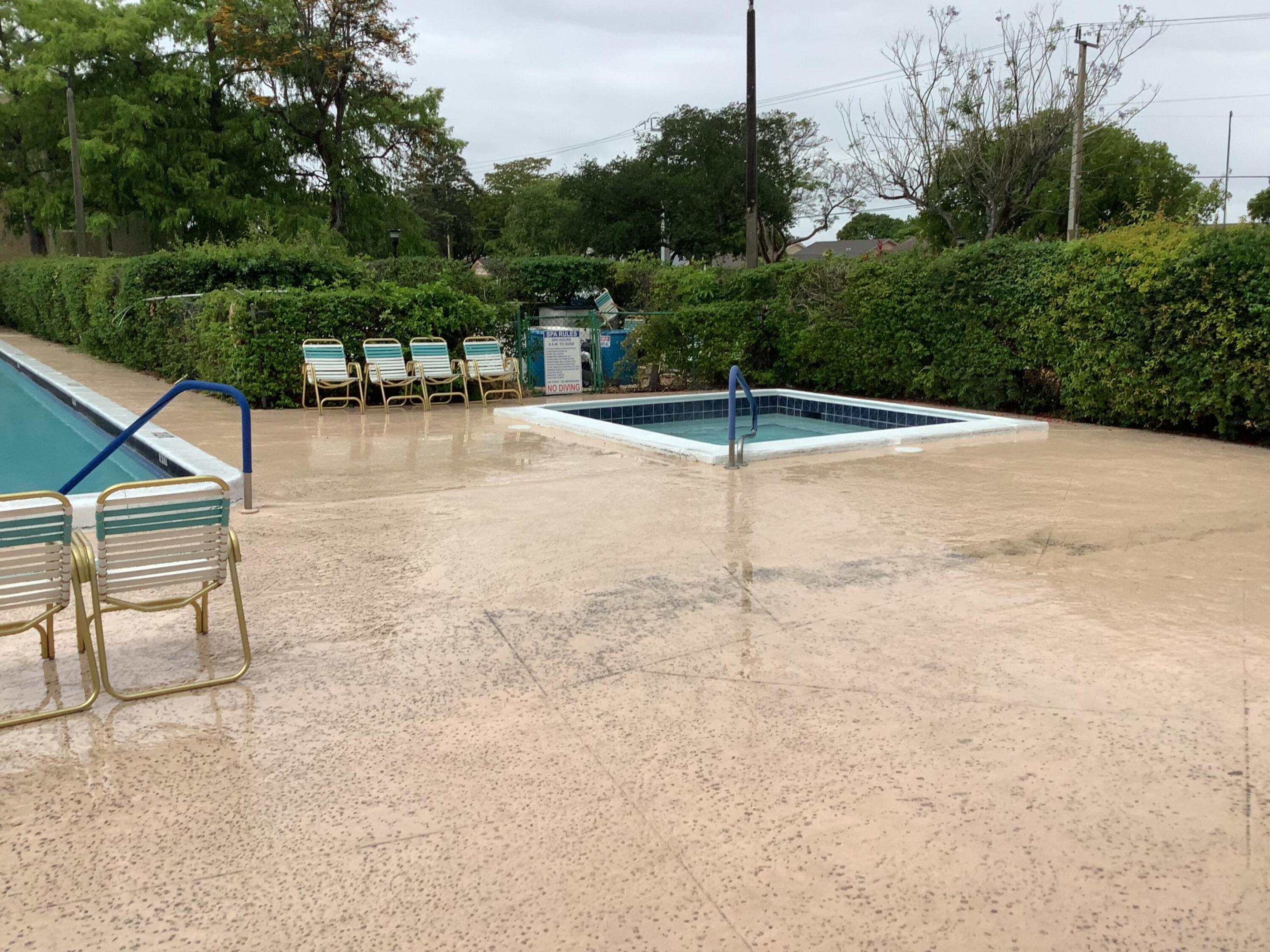 CASCADES OF LAUDERHILL 2 CONDO - Residential