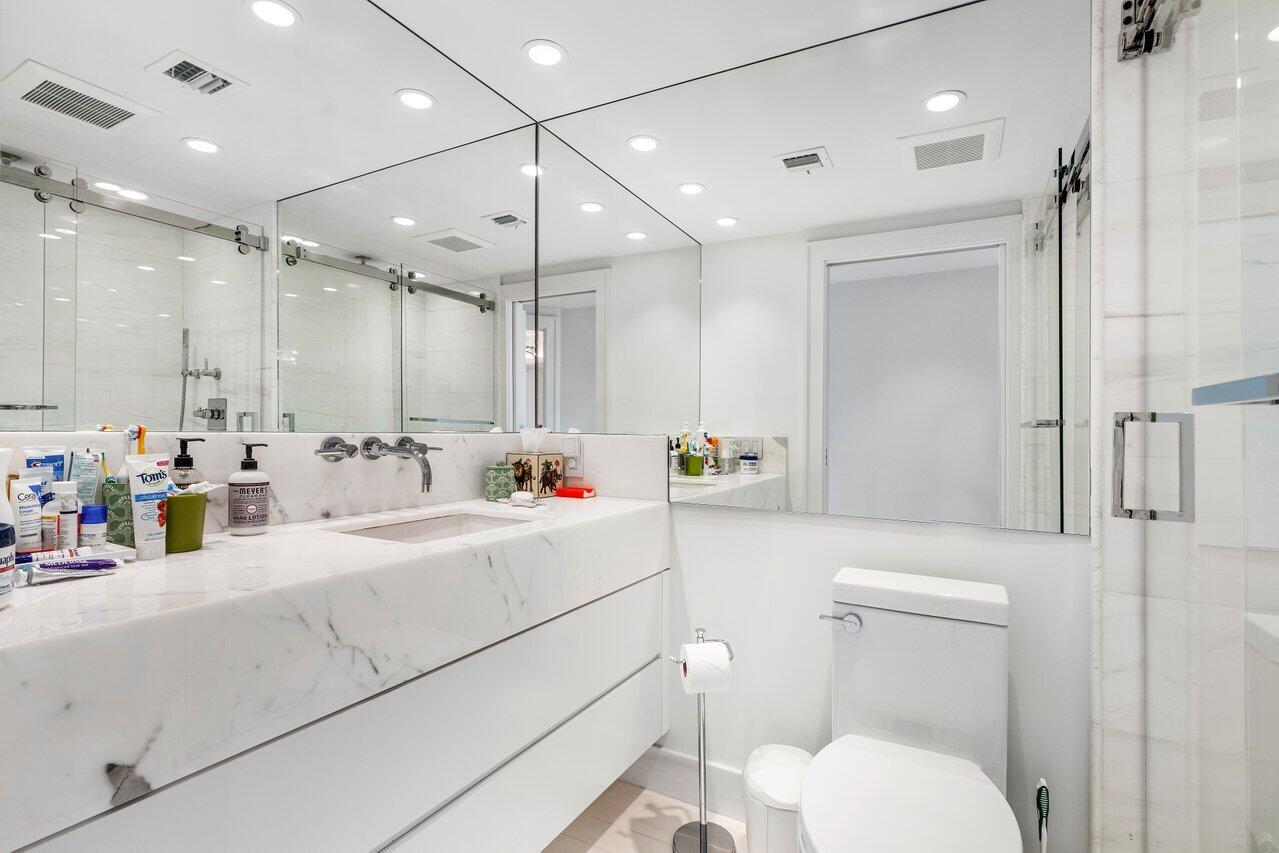 TWENTY ONE HUNDRED CONDO - Residential