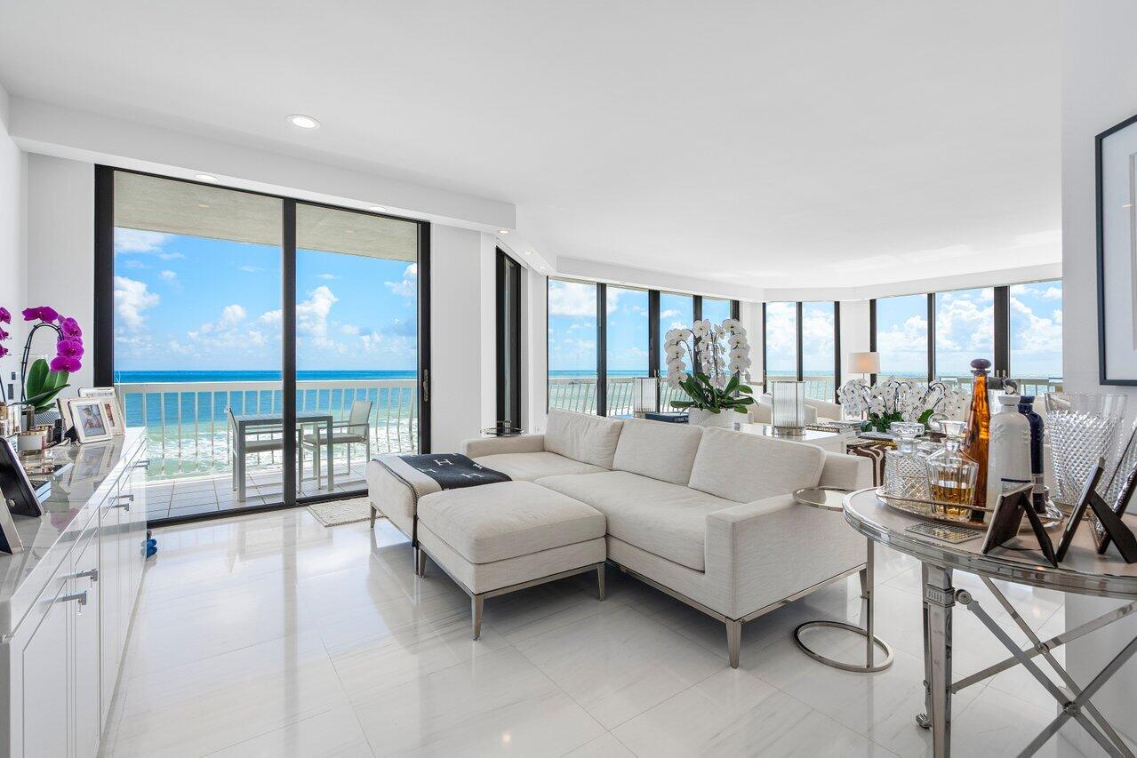 TWENTY ONE HUNDRED CONDO - Residential