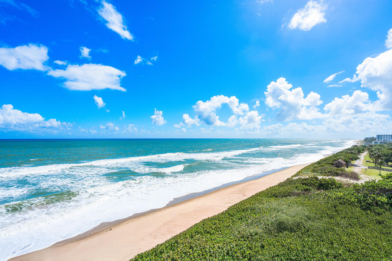 TWENTY ONE HUNDRED CONDO - Residential