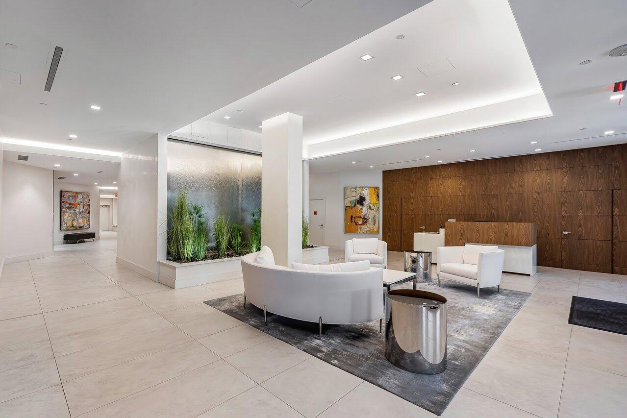 TWENTY ONE HUNDRED CONDO - Residential