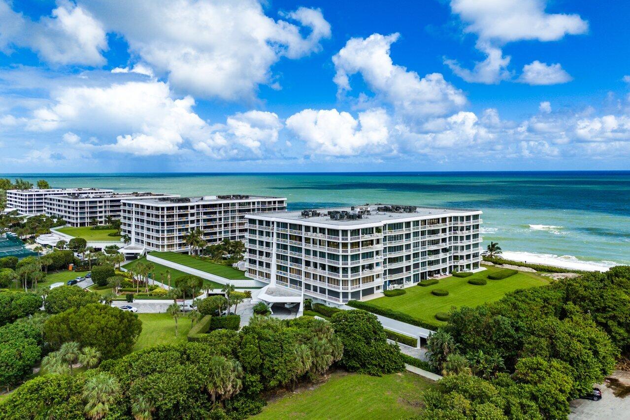 TWENTY ONE HUNDRED CONDO - Residential