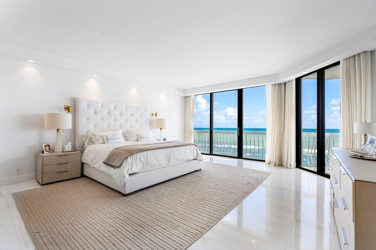 TWENTY ONE HUNDRED CONDO - Residential