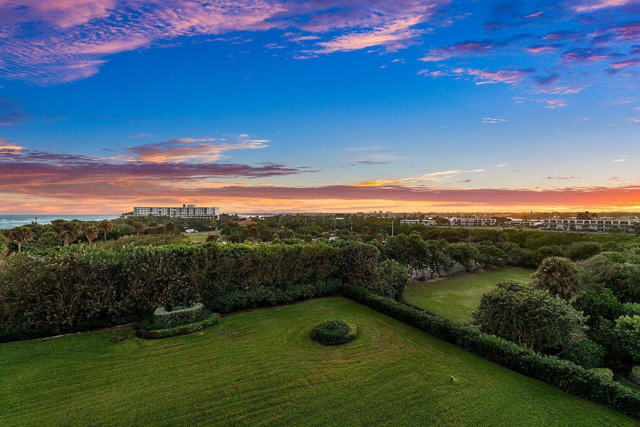 TWENTY ONE HUNDRED CONDO - Residential