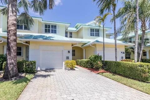 117 Barefoot Cove, Hypoluxo, FL MLS: R11058906