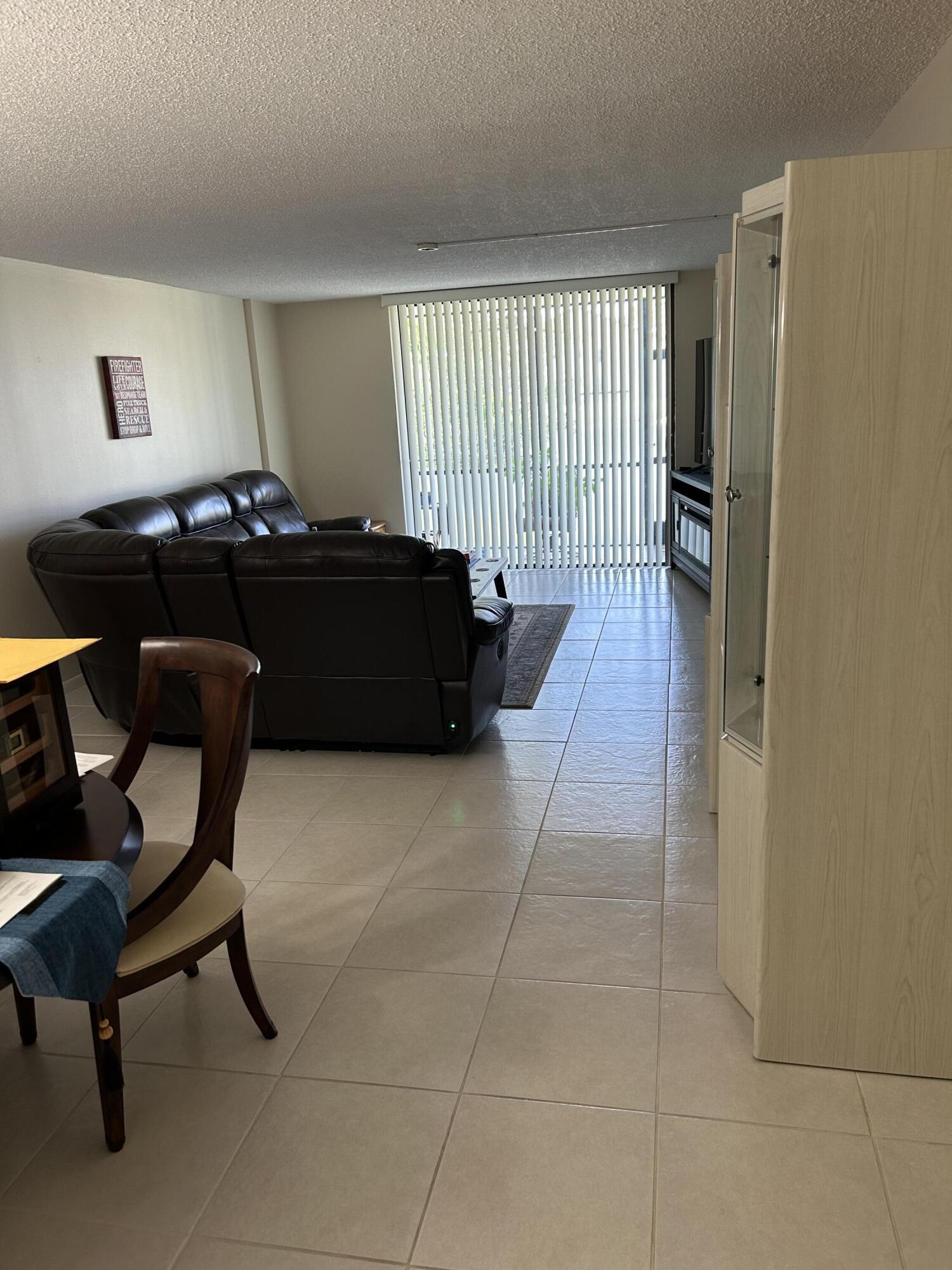4725 Lucerne Lakes Boulevard 115
