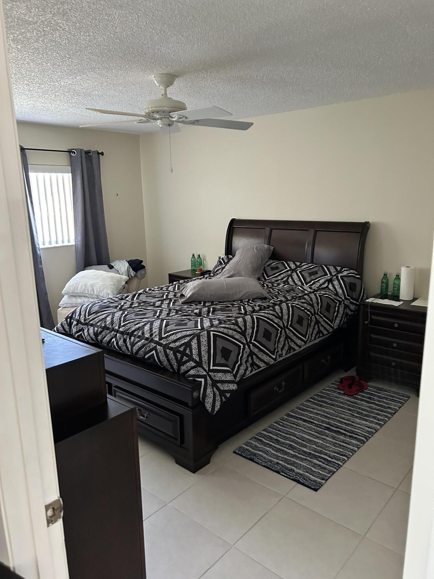 4725 Lucerne Lakes Boulevard 115