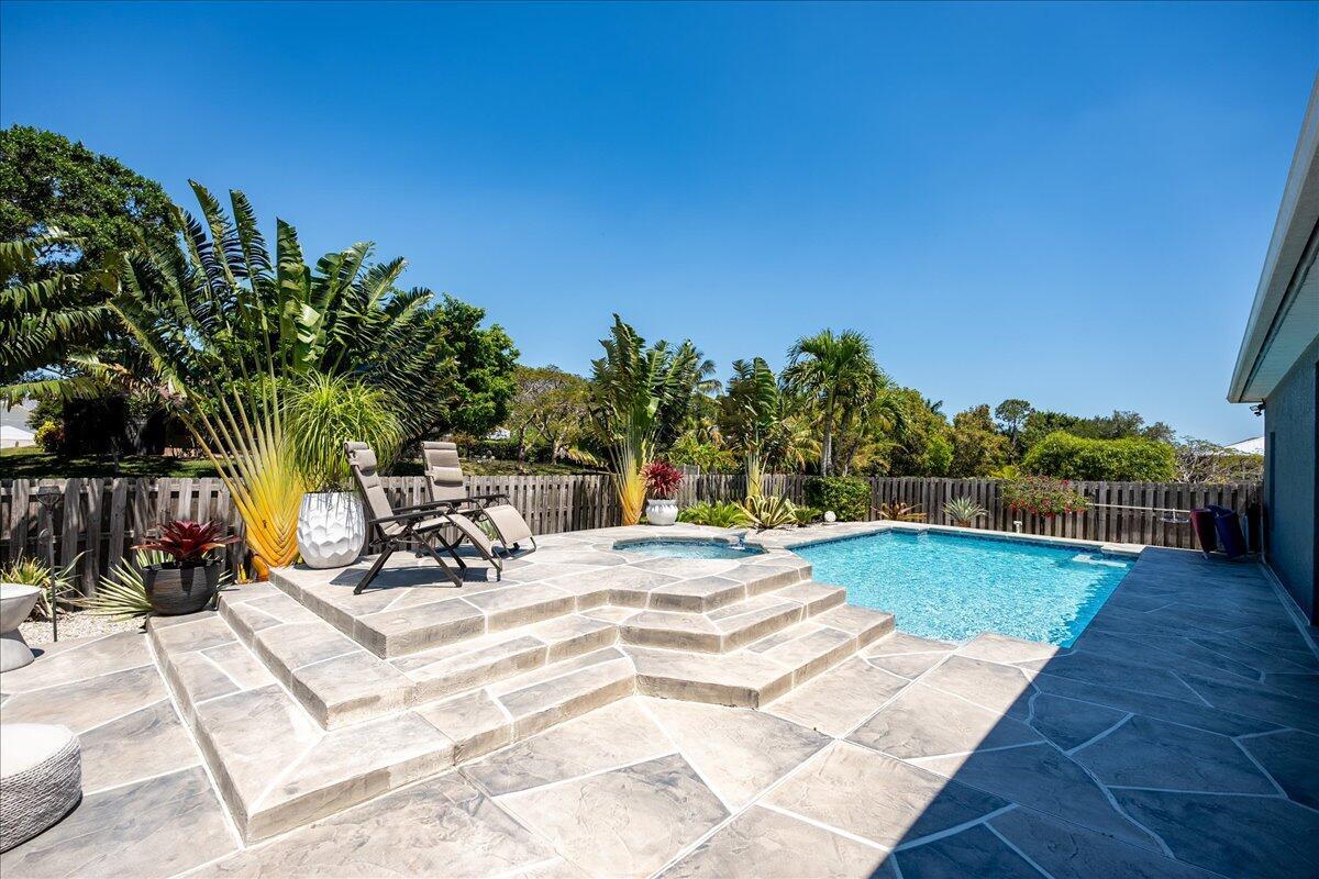 PORT ST LUCIE SECTION 3 - Residential