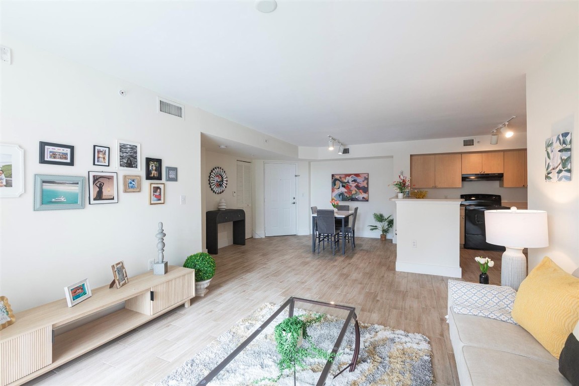 VVCC - Residential Lease