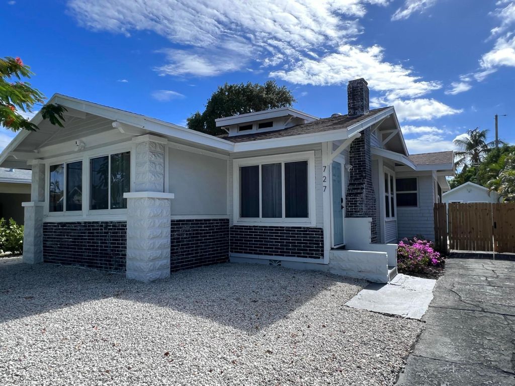 Photo of 727 S N Street, Lake Worth Beach, FL 33460 (MLS # B26028243)