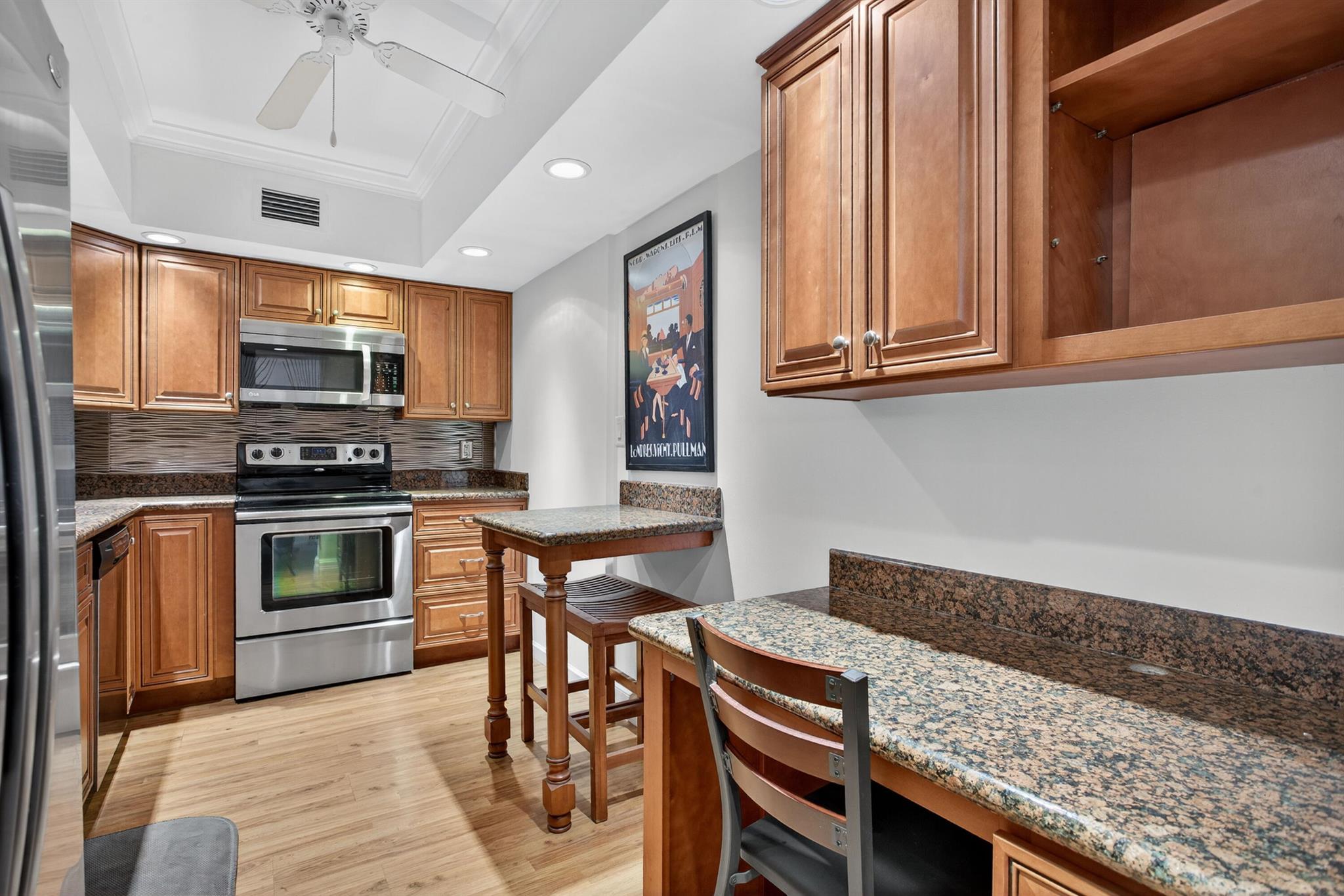 PARLIAMENT HOUSE - Residential